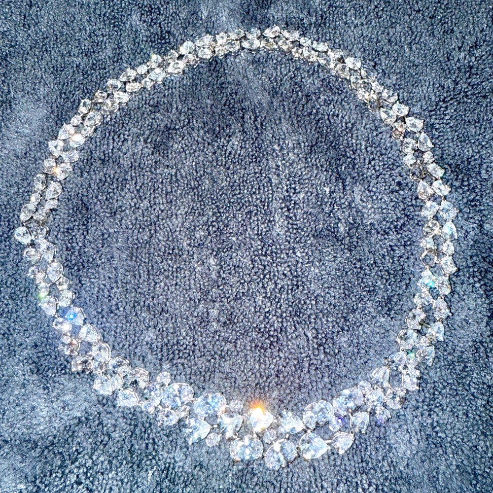 Elegant Silver Crystal Necklace